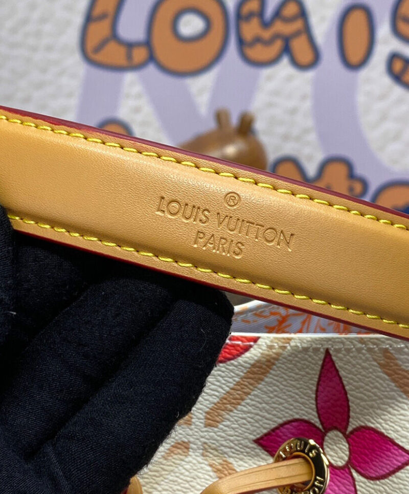 Louis Vuitton Neonoe BB M25315 Peachblow